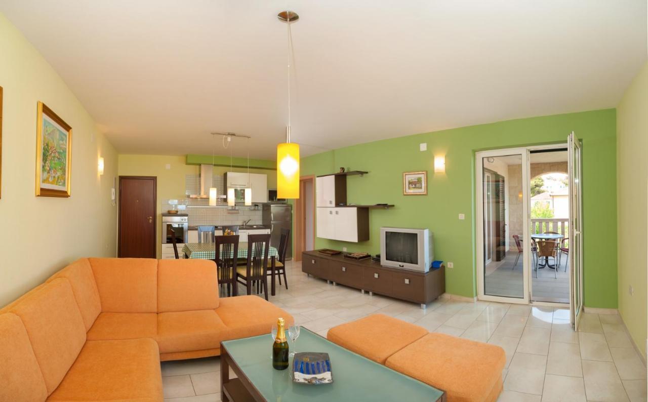 Apartments By The Sea Postira, Brac - 15242 Экстерьер фото